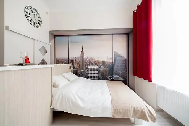Manhattan Studio